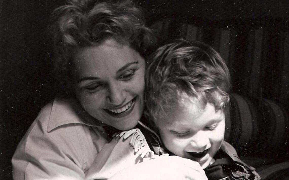 Judy Holliday’s son recalls brief life, bright career of tragic Oscar, Tony winner