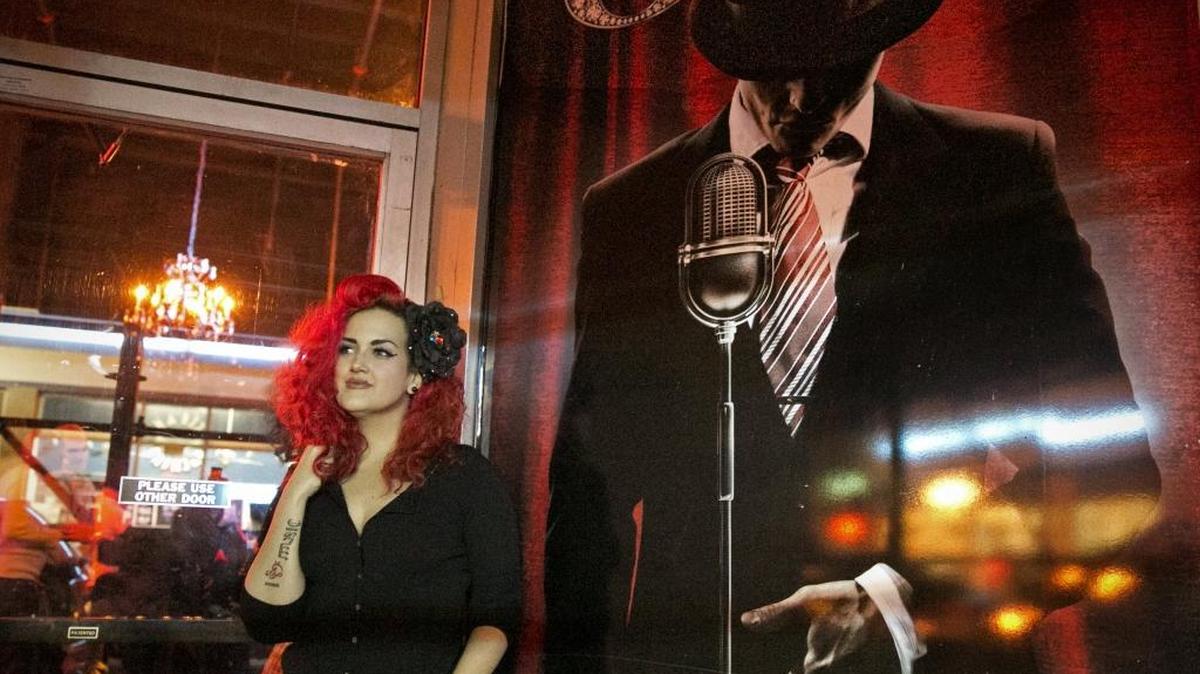 
Singer Envee is joining Edison Farrow and others as the Cabaret South Beach moves to the National Hotel.
