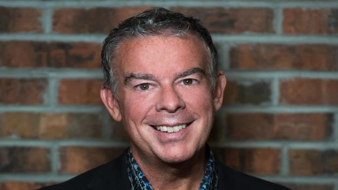 National morning show host Elvis Duran will be grand marshal of th 2016 Miami Beach Gay Pride parade.