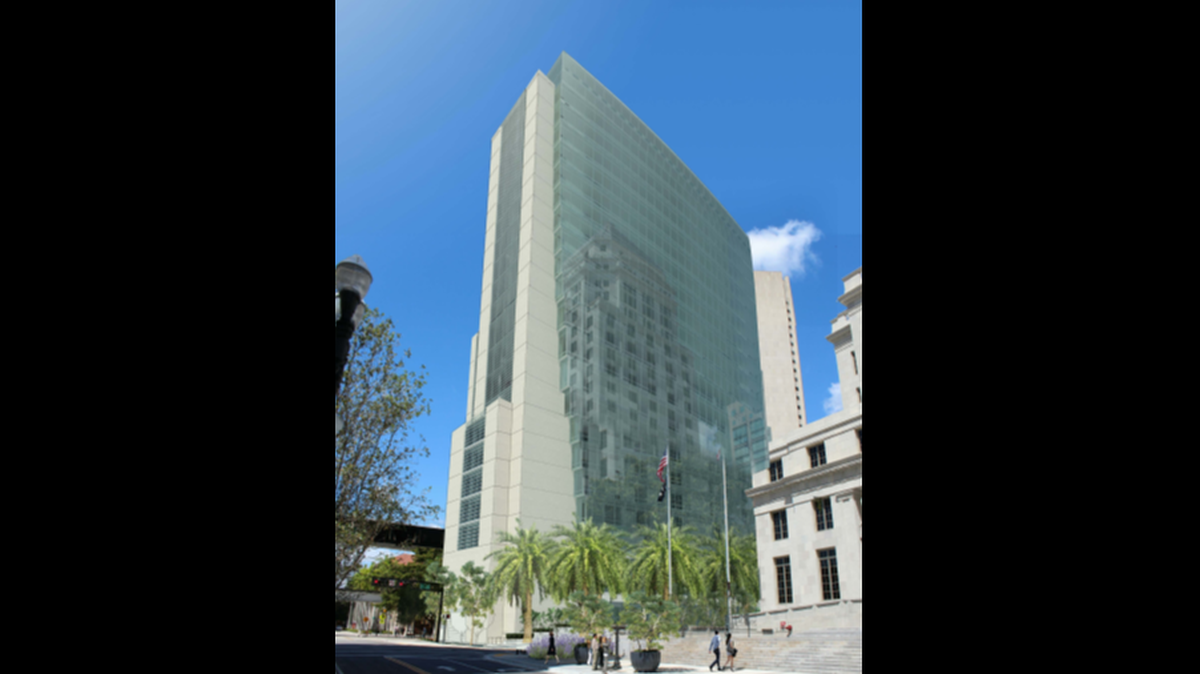 A proposal backed by Florida East Coast Industries would build a new civil courthouse next to the existing one at 73 W. Flagler St.