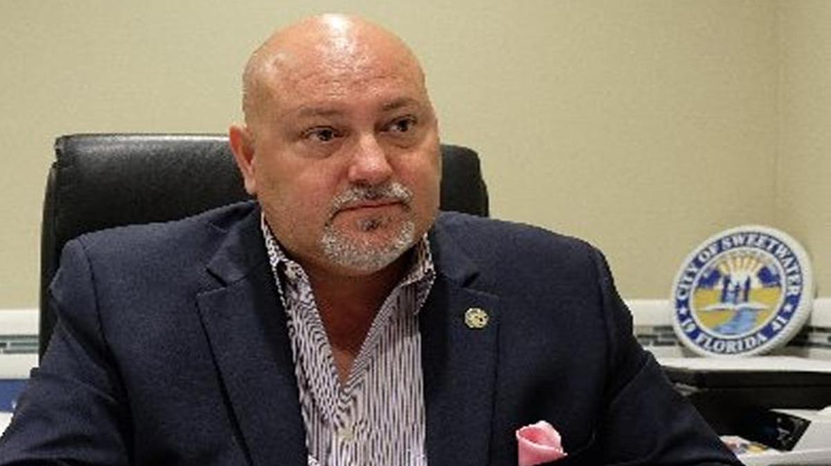 Sweetwater Mayor Orlando Lopez