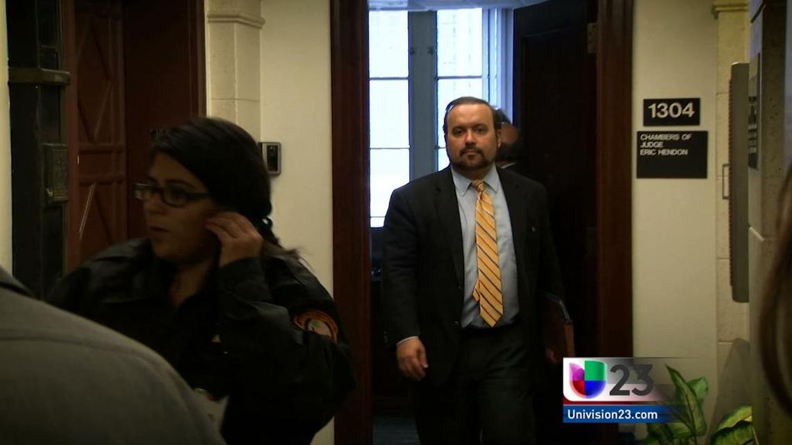 Court-appointed receiver Jorge J. Pérez walking out of a court hearing in April 2017.