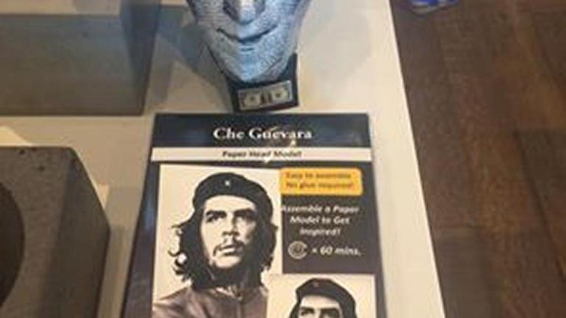 Paper model of Che Guevara that was on sale at the Perez Art Museum Miami