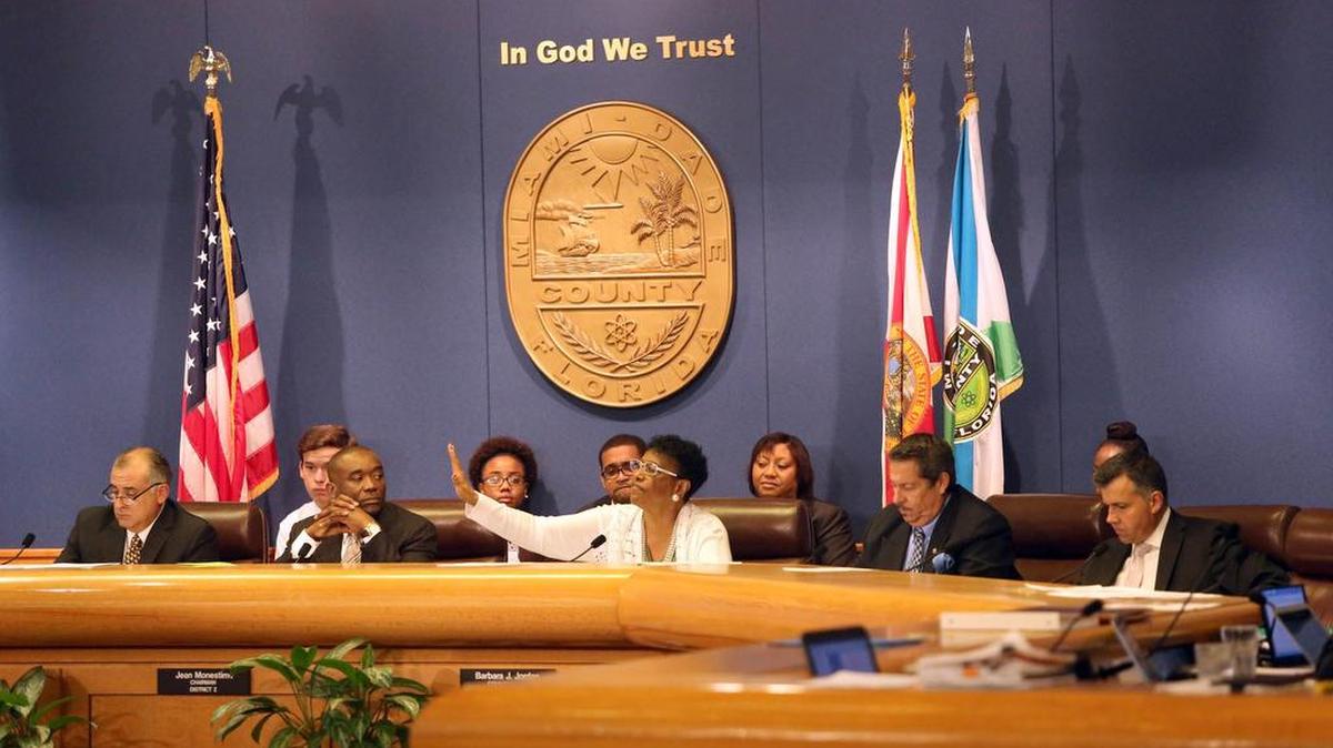 
Miami-Dade commissioners discuss a proposal to create an identification card for county residents that would allow them to obtain public services such as membership to public libraries. Mayor Carlos Gimenez has until December to present a report and an implementation plan for the program to the commission.
