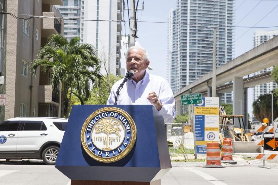 Miami Mayor Tomás Regalado speaks in Brickell Wednesday about Tuesday’s flood and his proposal for financing anti-flooding projects.