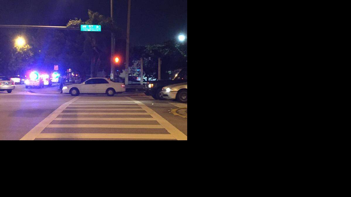 
A body was found inside a gray car parked in the GolfView apartment complex on Fontainebleau Boulevard and Northwest 97th Avenue on Wednesday, Jan. 14, 2015. 
