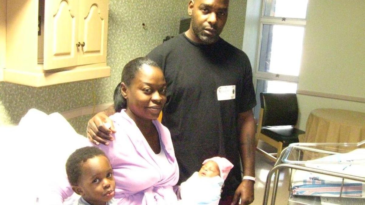 Standrika Wooden and Nishon King with their 22-month-old son Royalty King and South Florida’s first baby of 2017, Nishon’te King, who was born at 12:32 a.m., Sunday, Jan. 1.