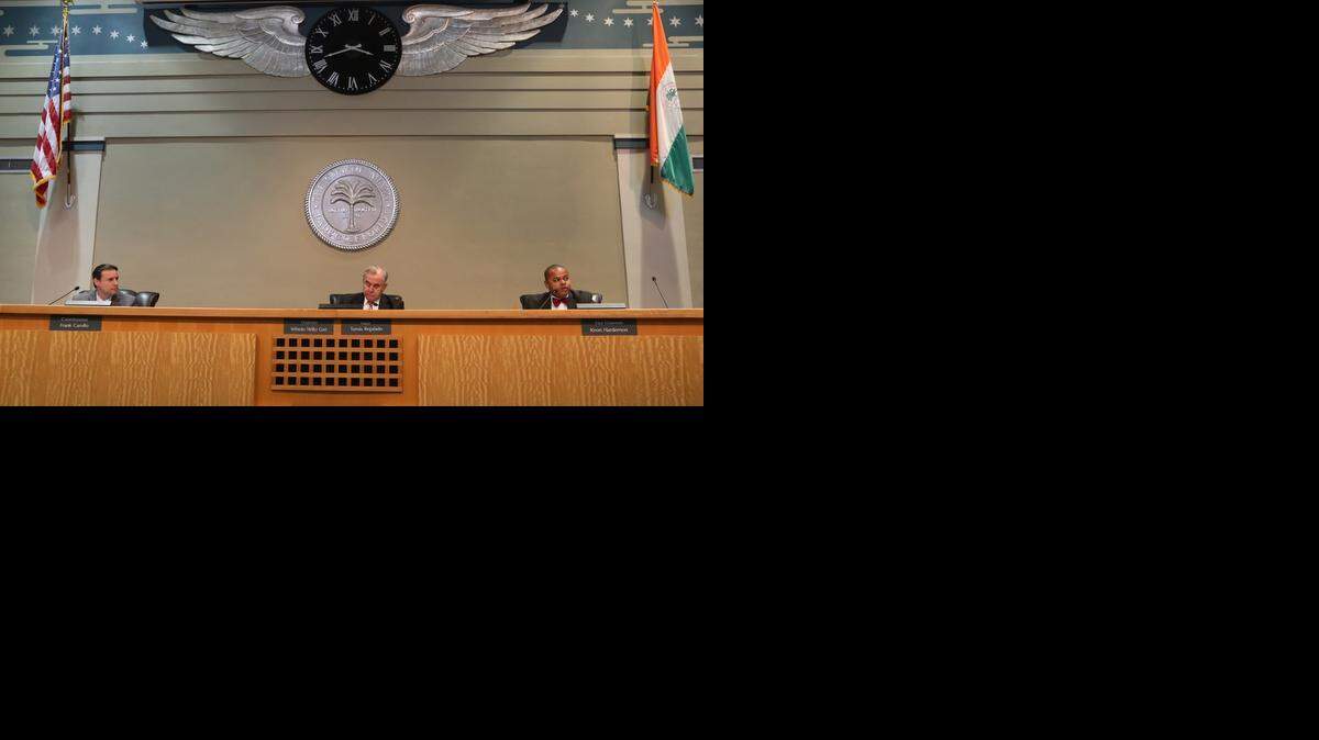 
Miami commissioners Frank Carollo, Wifredo “Willy” Gort and Keon Hardemon at a commission meeting on Thursday, Oct. 23.
