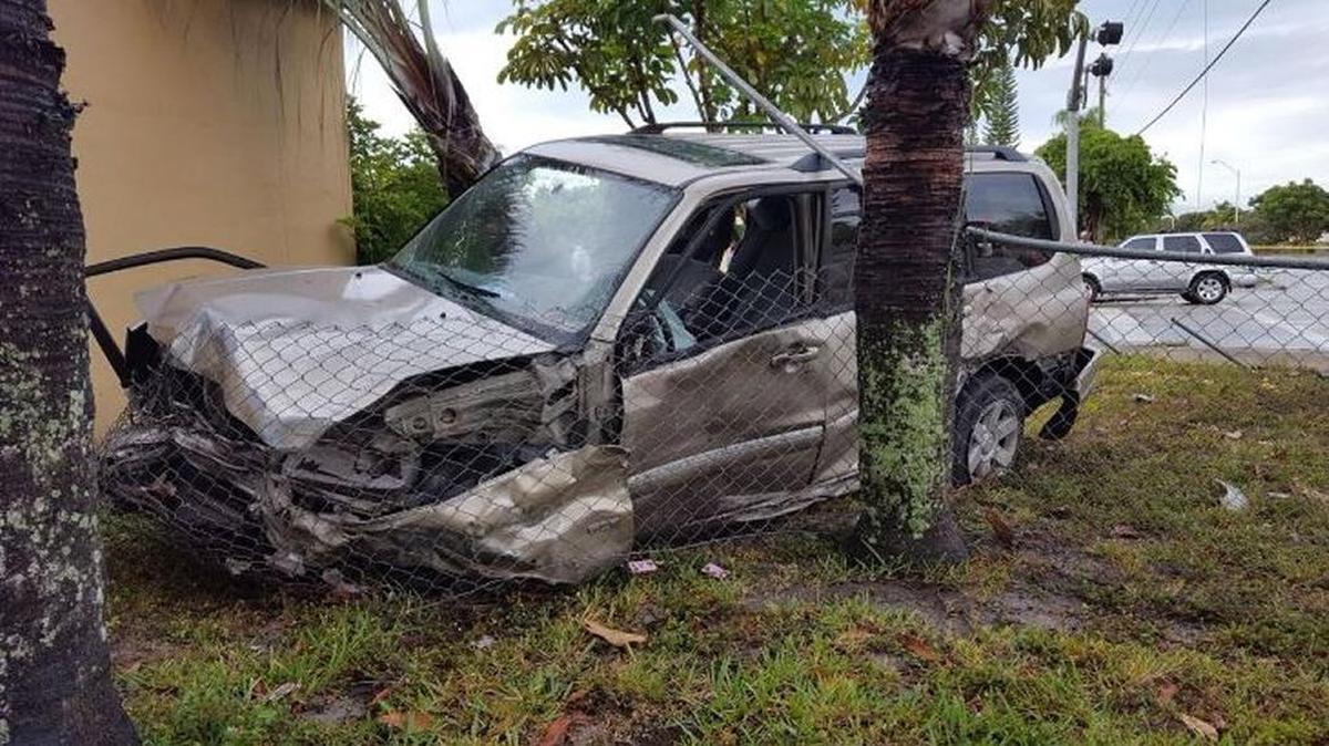 The minivan in Sunday morning’s fatal North Miami-Dade crash at Northwest 131st Street and 17th Avenue.
