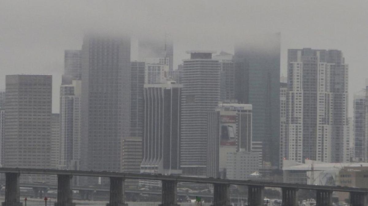 Chilly Super Bowl weekend ahead for South Florida
