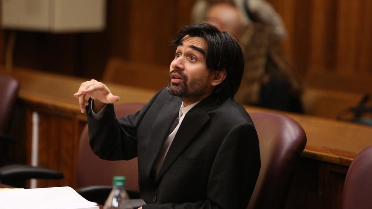 Derek Medina on trial for the murder of his wife, Thurs., Nov. 19, 2015.