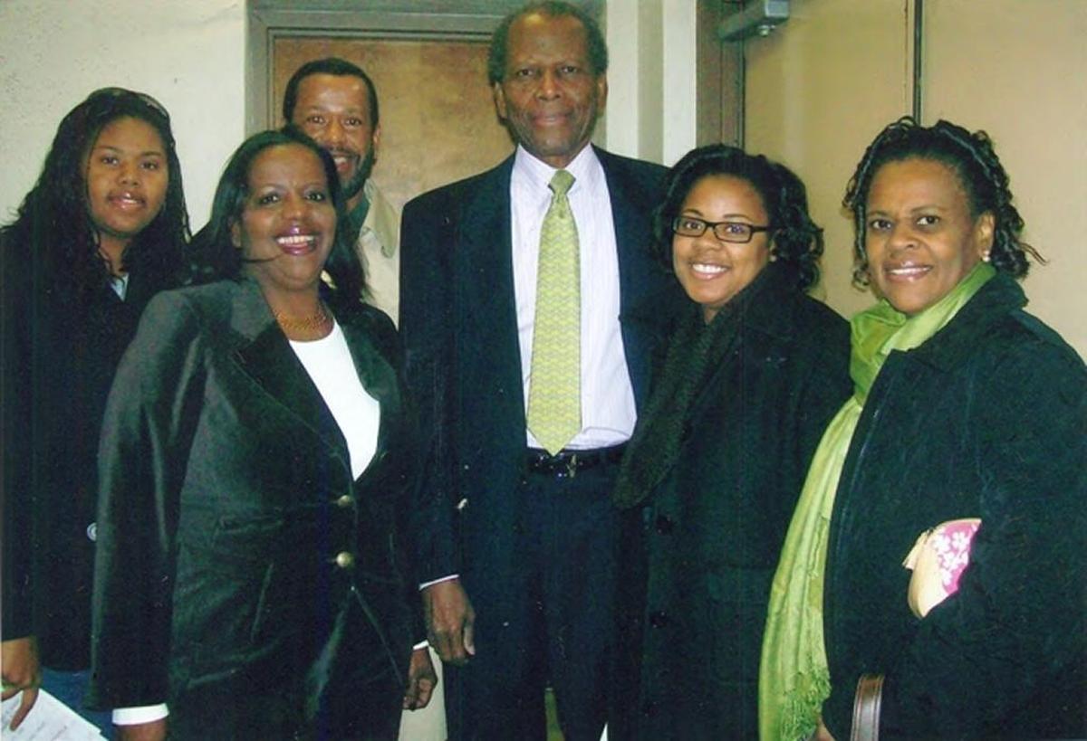 Members of Miami-born actor Sidney Poitier’s family in a 2007 photo taken in Atlanta. From left, Alexandria Poitier, Bernadette Poitier, Dr. Joseph W. Poitier Jr., Sidney Poitier, Joni Poitier and Arleen Poitier.