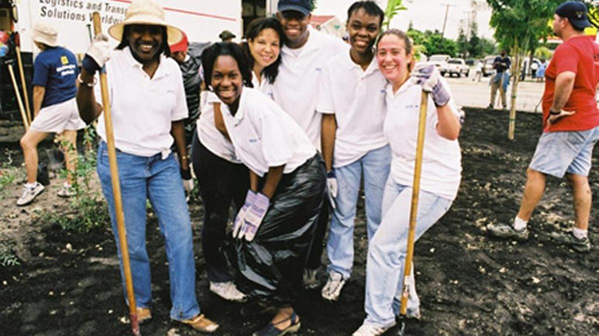 Sant La staff members creating the Toussaint Louverture Memorial Park, a United Way activity. From left: Gepsie Metellus, Sophia Lacroix, Julie Jean Baptiste, Marlon Hill, Desiree Marrero and Lily Jules.