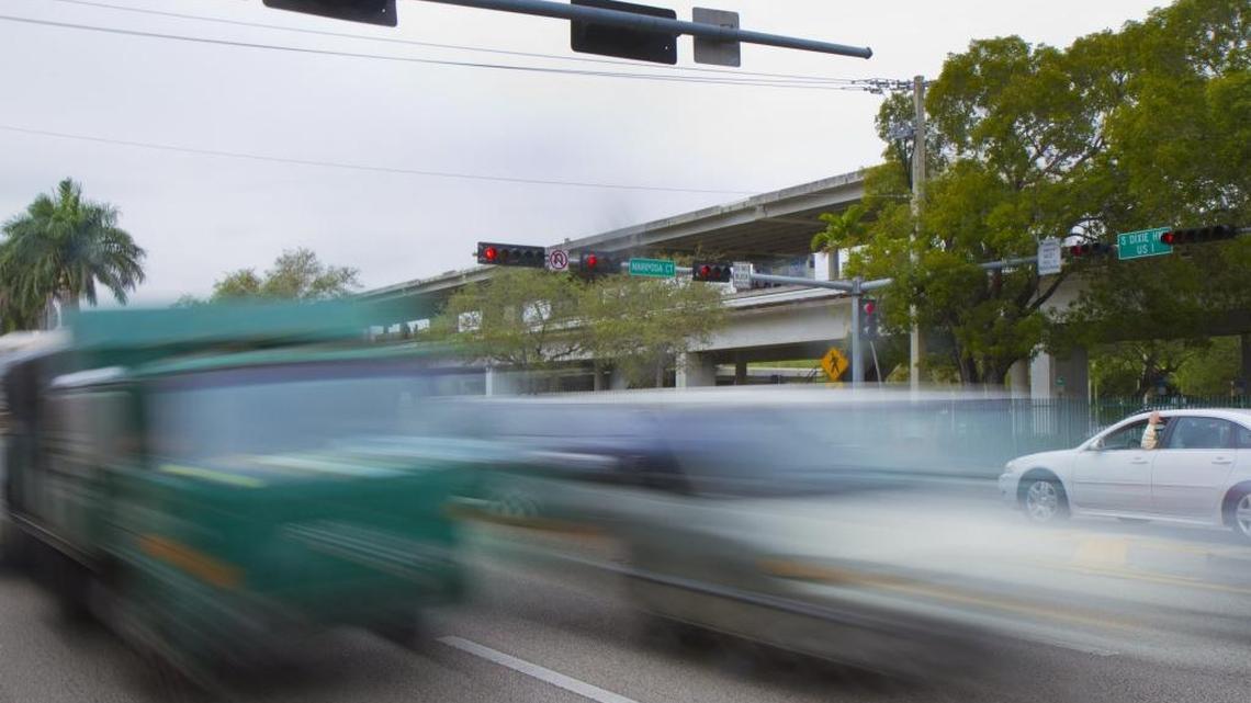 Cars drive through the intersection of U.S. 1 and Mariposa Court in Coral Gables. The city held a workshop Wednesday to discuss transportation and traffic issues as they prepare a citywide master plan.