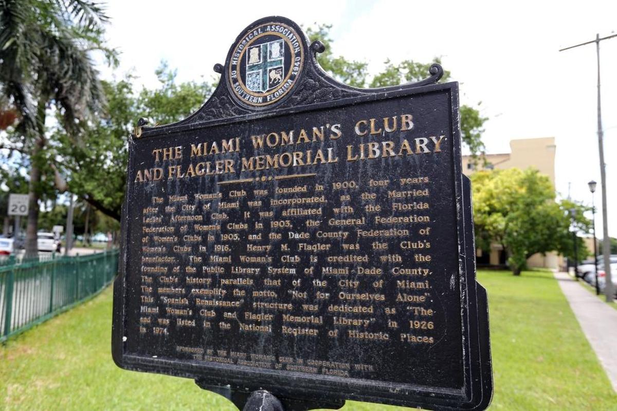 The Miami Women's Club, a historic building in downtown Miami near the Omni, is slated for renovation but the developer wants to cut down the old trees in front and expand the parking lot.