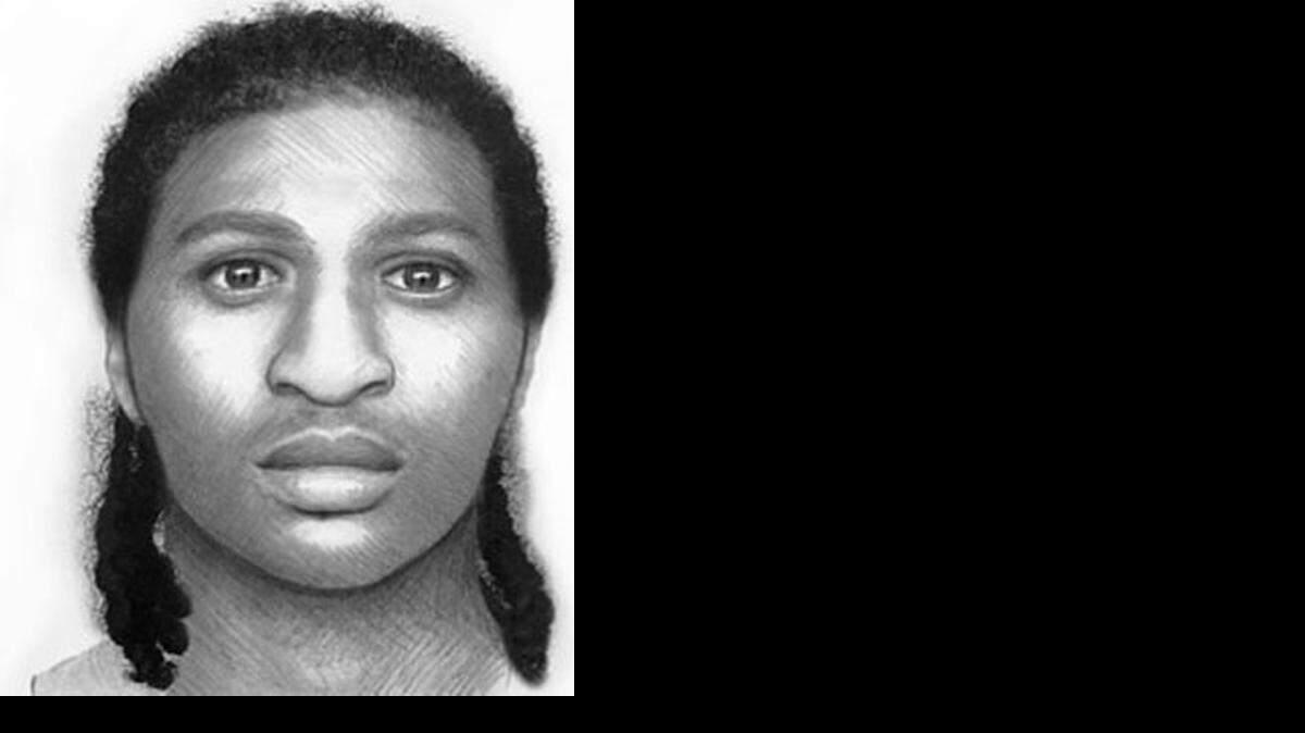 
Miami Police released a sketch of the man who allegedly tried to sexually assault an elderly woman in her home on March 19. 
