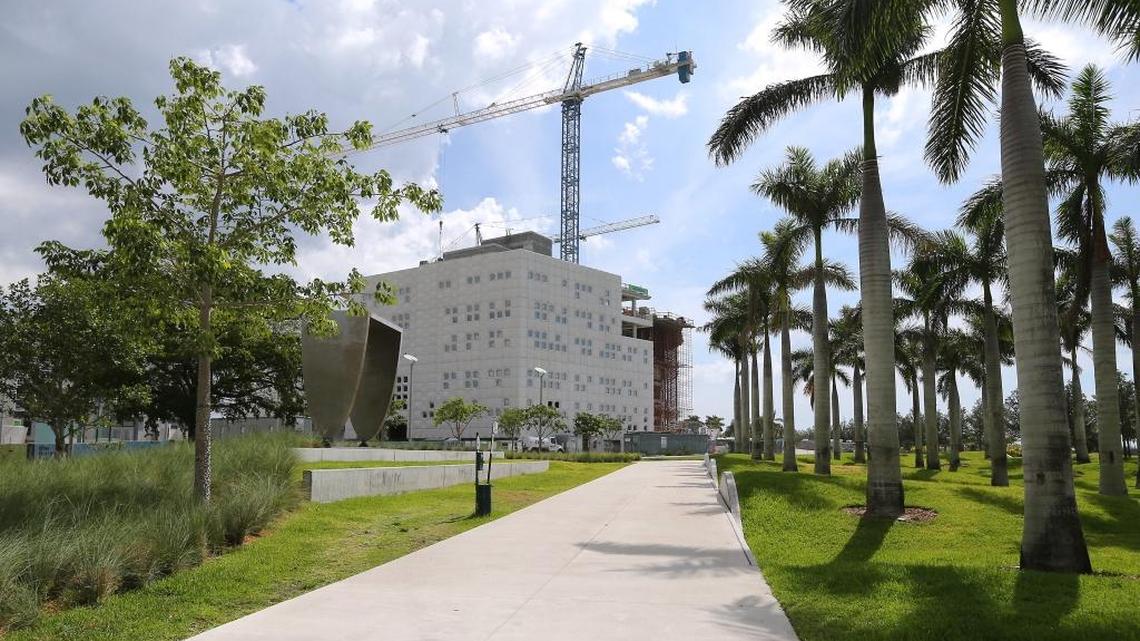 The Patricia and Phillip Frost Museum of Science under construction during the summer of 2015.