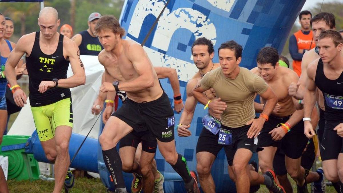 Runners set off to complete a BattleFrog obstacle course race in Miami, March 2015. The series returns to Miami Saturday at Amelia Earhart Park.