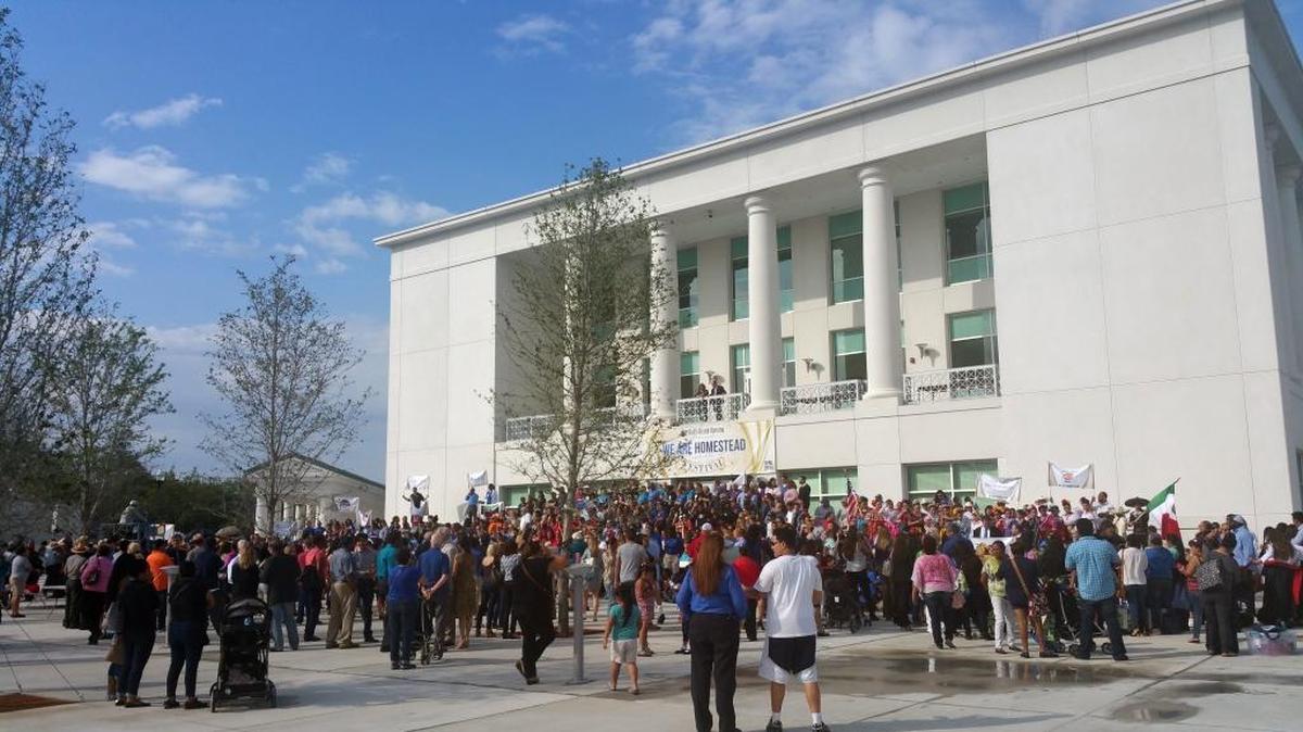 Hundreds of people gathered for the debut of Homestead’s new city hall Monday afternoon.