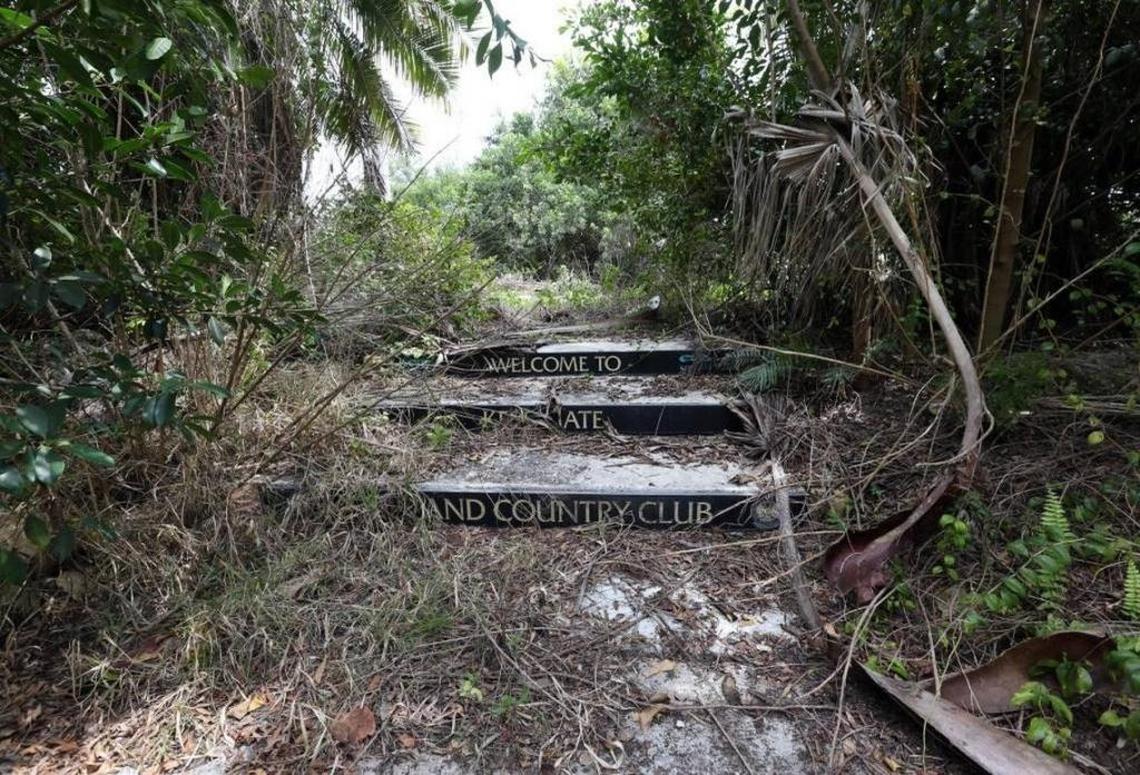 Steps along a walkway at the Keys Gate Golf Course in April.