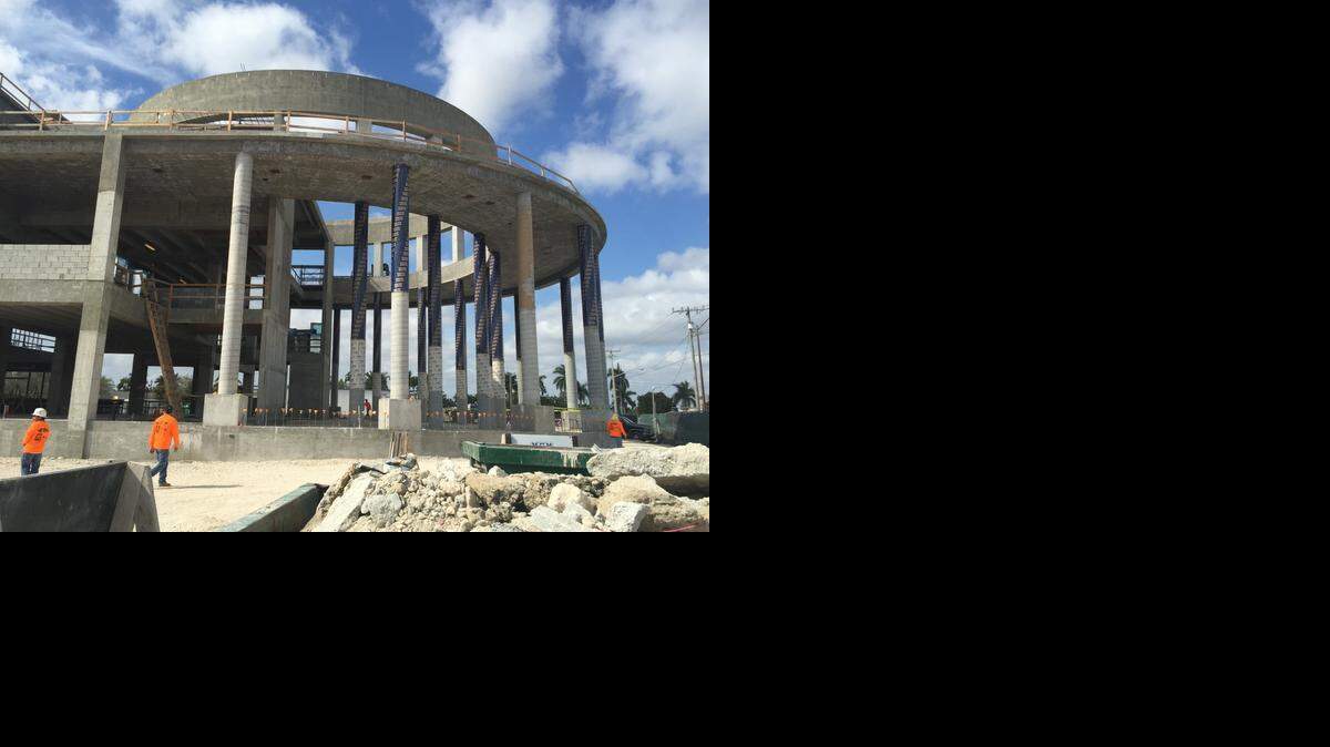 
Homestead officials celebrated the topping-off of the new City Hall, an 83,841 square-foot facility that will house a 225-seat council chamber in the center of the historic downtown.
