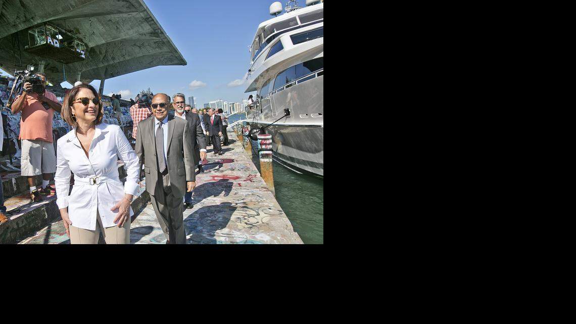 
Gloria Estefan hosts a press conference on Nov. 13, 2014 at Miami Marine Stadium to formally announce an agreement to host the Miami International Boat Show at the stadium in 2016 and 2017.
