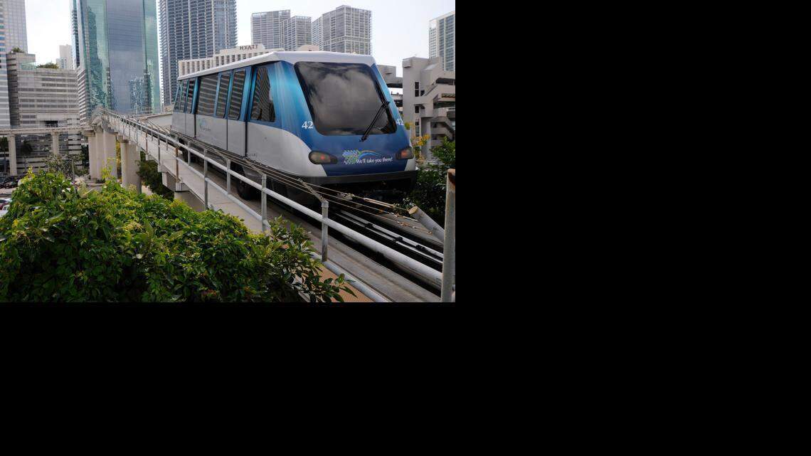 
The Metromover leaves Third Street Station.
