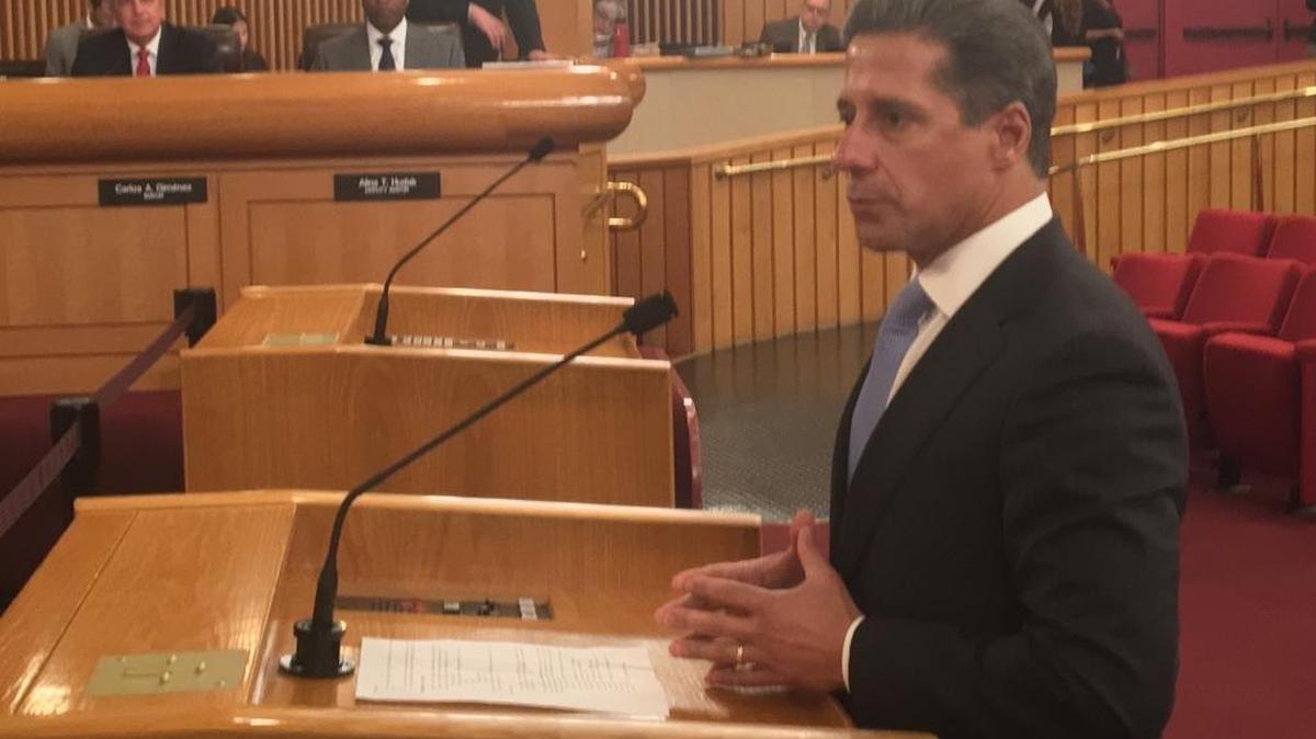 Alberto Carvalho, superintendent of schools for Miami-Dade, addresses county commissioners during a meeting on what went right and wrong during Hurricane Irma.