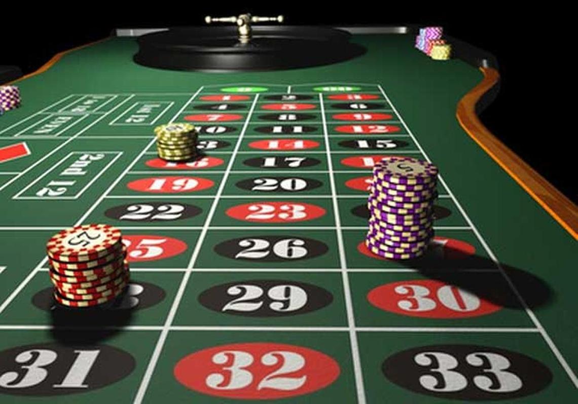 Under the proposed Senate bill, the Seminole Tribe would be able to add craps and roulette to their casinos.