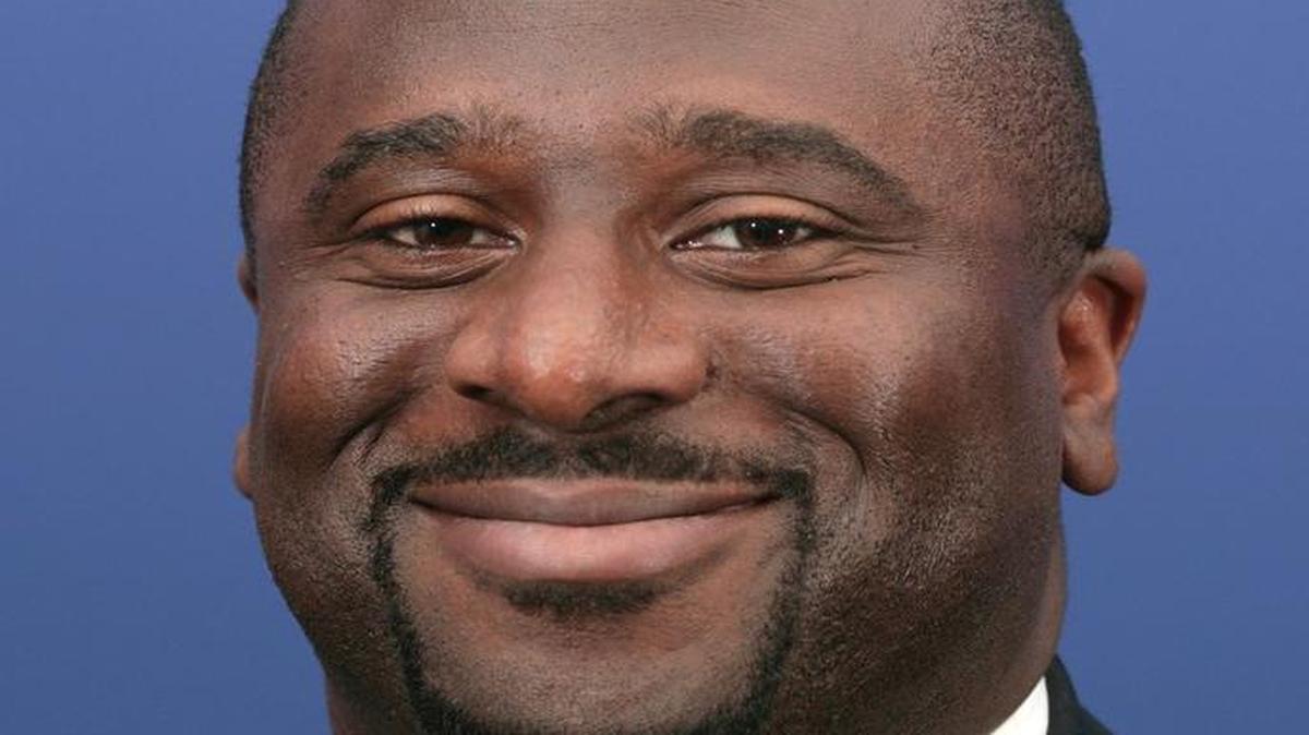 Larry Spring, North Miami’s budget director and former Miami CFO, was named North Miami city manager on Tuesday night.