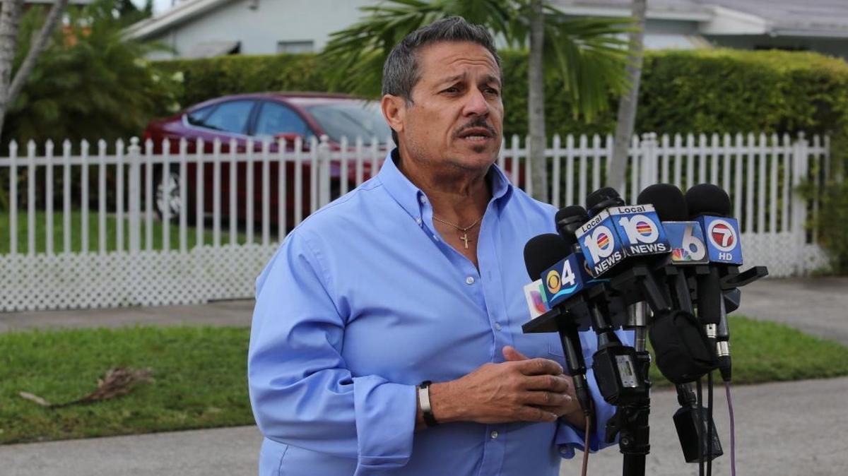 
Commissioner Jose Pepe Diaz had a press conference at his home two days after a Sept. 19 arrest on DUI charges. 

