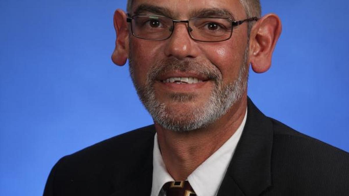 Assistant Principal of the year Gabriel Quintero of Kenwood K-8 Center