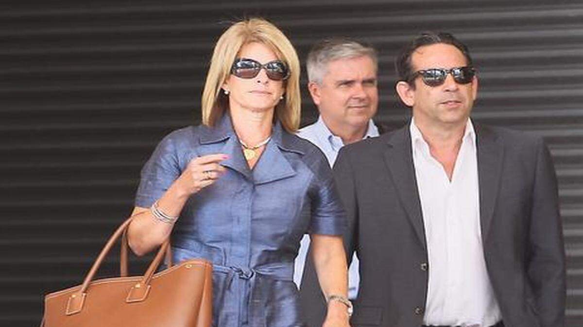 
Anthony Bosch, right, former owner of the Biogenesis of America clinic, leaves the federal courthouse in August.
