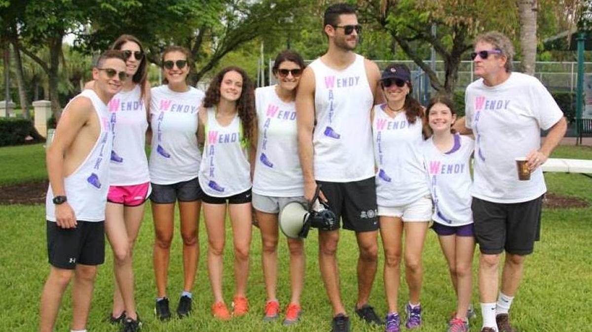 The Landes Family, Rosen Family and Emily Carter at last year’s Wendy Walk Miami.