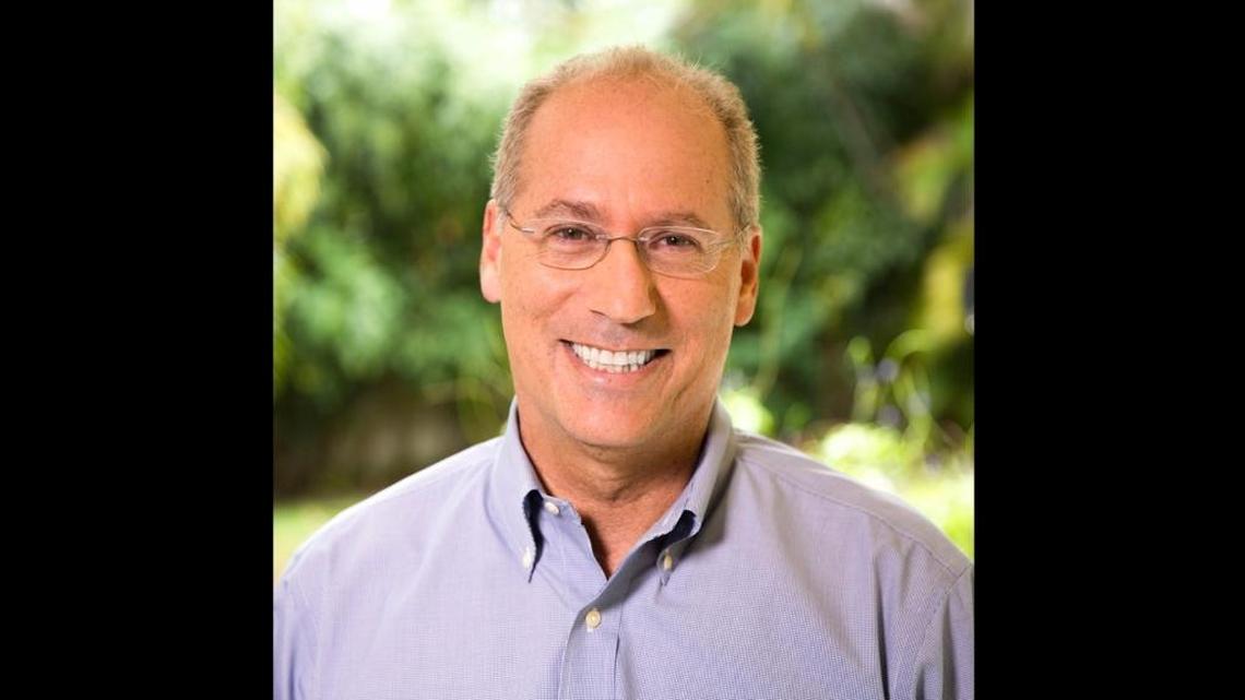 Dan Gelber will be sworn in as Miami Beach’s new mayor Monday. So will new commissioners Mark Samuelian and Michael Góngora.