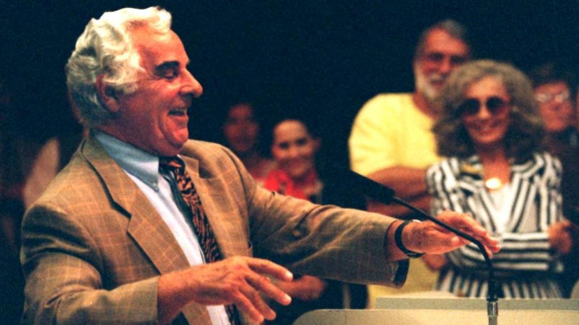 Harold Rosen, former Miami Beach mayor, in 1995.