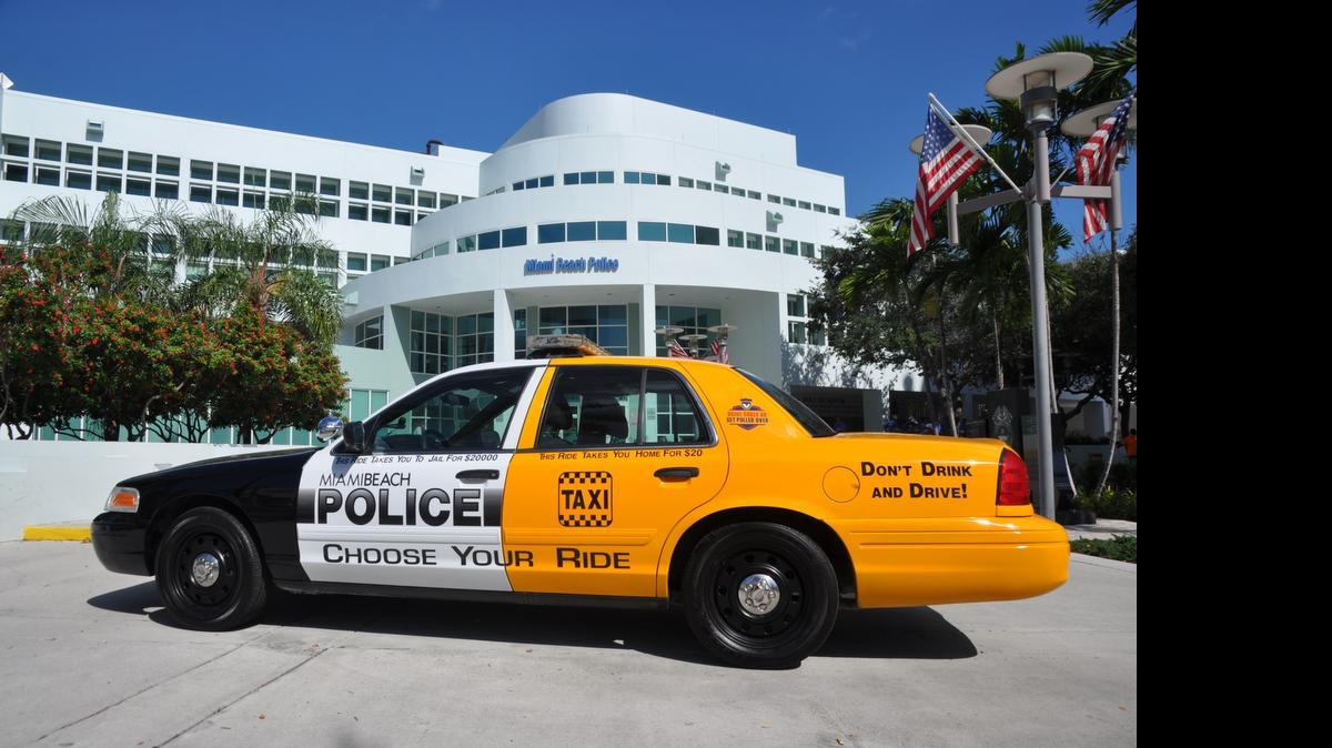 
Miami Beach police are encouraging people who are meeting to exchange items in online transactions, like through Craigslist, to schedule their meetups in the lobby of the police station at 1100 Washington Ave.
