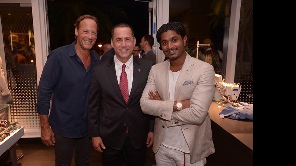 
Michael Comras, Miami Beach Mayor Philip Levine and Suitsupply Vice President Nish de Gruiter.
