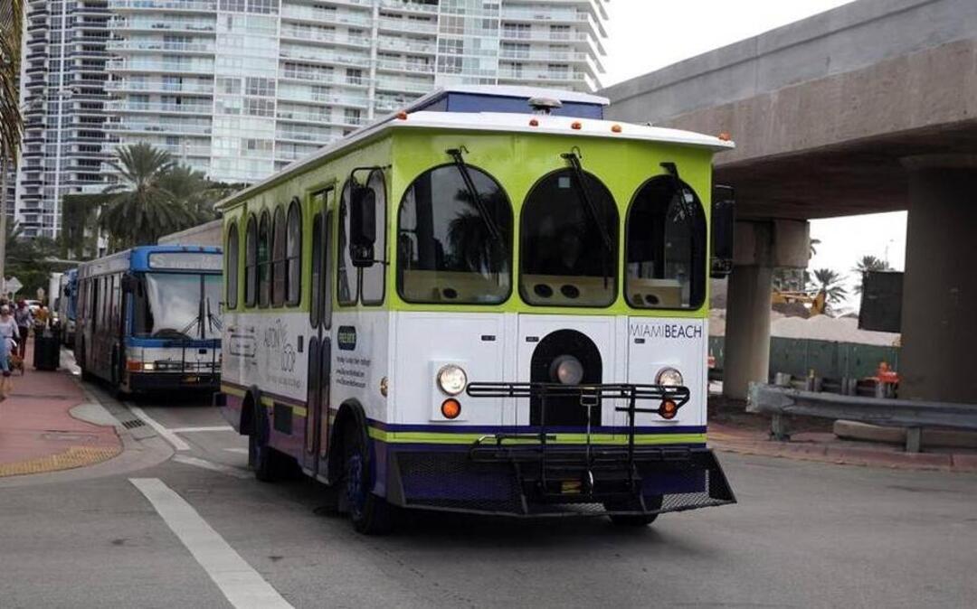 The trolley that loops around Alton Road and West Avenue will continue until a new trolley route replaces the county-run South Beach Local bus.