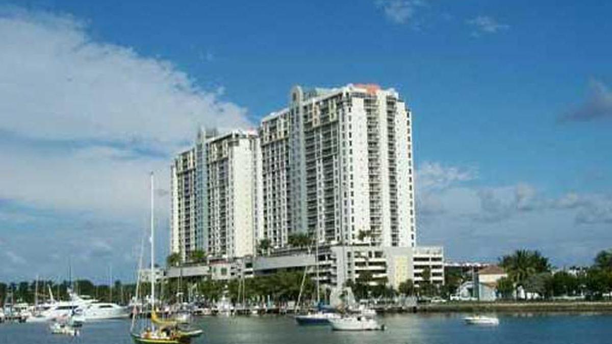Sunset Harbour South in 2007