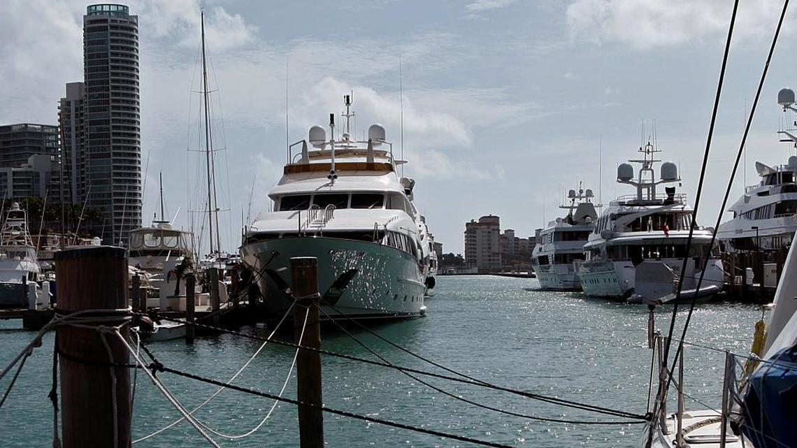Operators of the Miami Beach Marina have proposed a redevelopment plan that would include two new residential towers.