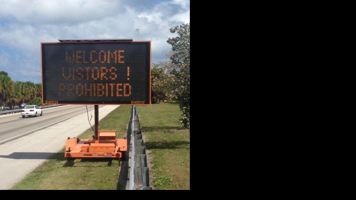 
This flashing welcome sign on the Julia Tuttle Causeway had an error Tuesday, when it showed a confusing message: “Welcome vistors! Prohbited.” The message with a typo was taken down later Tuesday evening.
