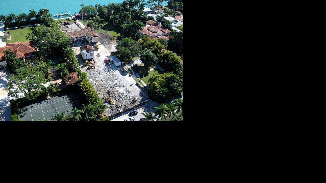 
This is an aerial view of the 27 Star Island.
