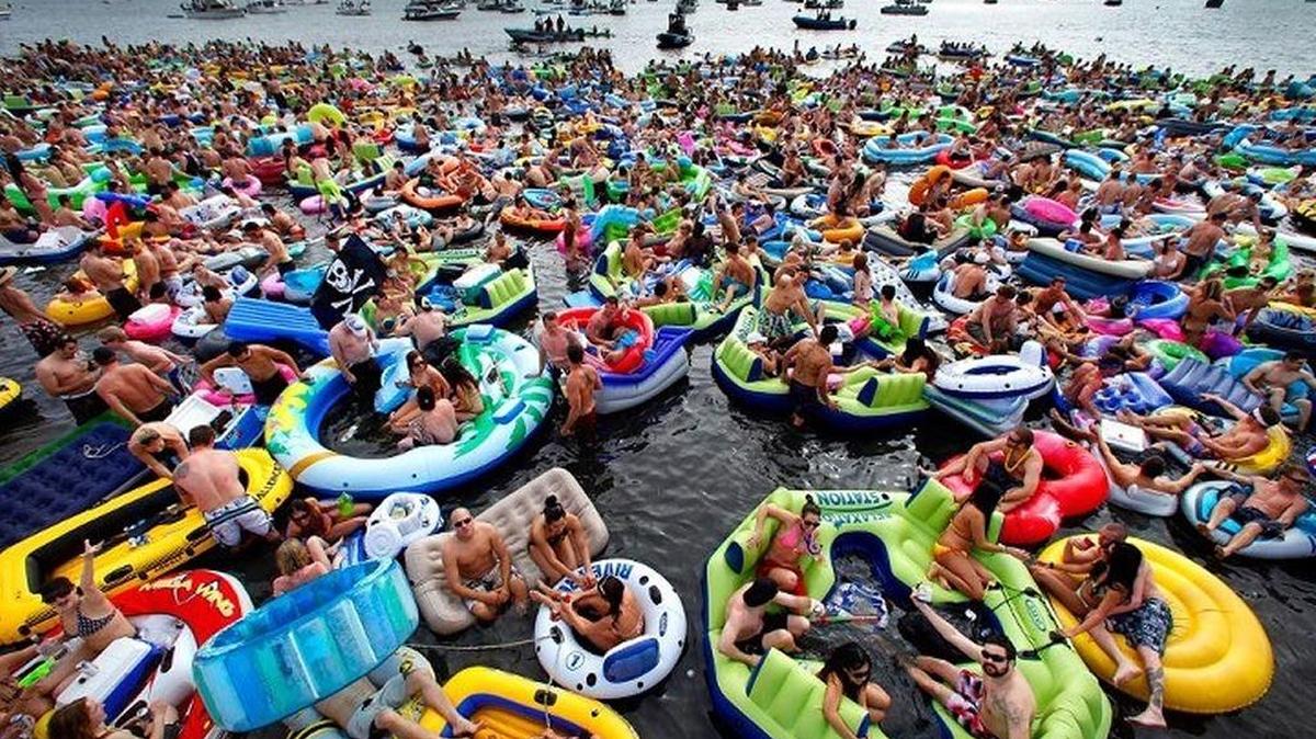 Floats fill the Atlantic at an earlier Floatopia event on Miami Beach in 2014.