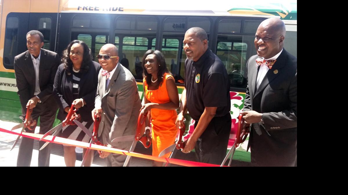 
City Council members pose during a ribbon-cutting ceremony to launch the city’s “Miami Gardens Express” shuttle service June 1 at Miami Gardens City Hall, 18605 NW 27th Ave. The program is free for all riders. Pictured L to R: Councilman David Williams, Councilwoman Lisa Davis, Mayor Oliver Gilbert, Vice Mayor Felicia Robinson, Councilman Rodney Harris and Councilman Erhabor Ighodaro.
