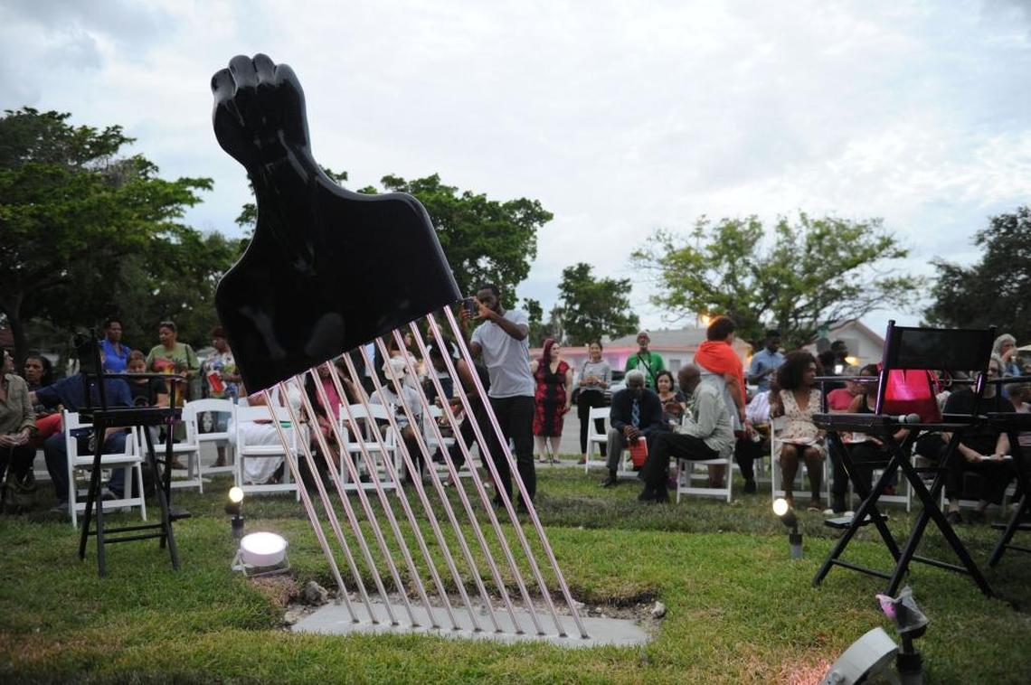 Artist Hank Willis Thomas’ work ‘All Power to All People,’ sculpted like an afro pick, is on permanent display in Opa-locka. The sculpture was dedicated Oct. 17, 2017.