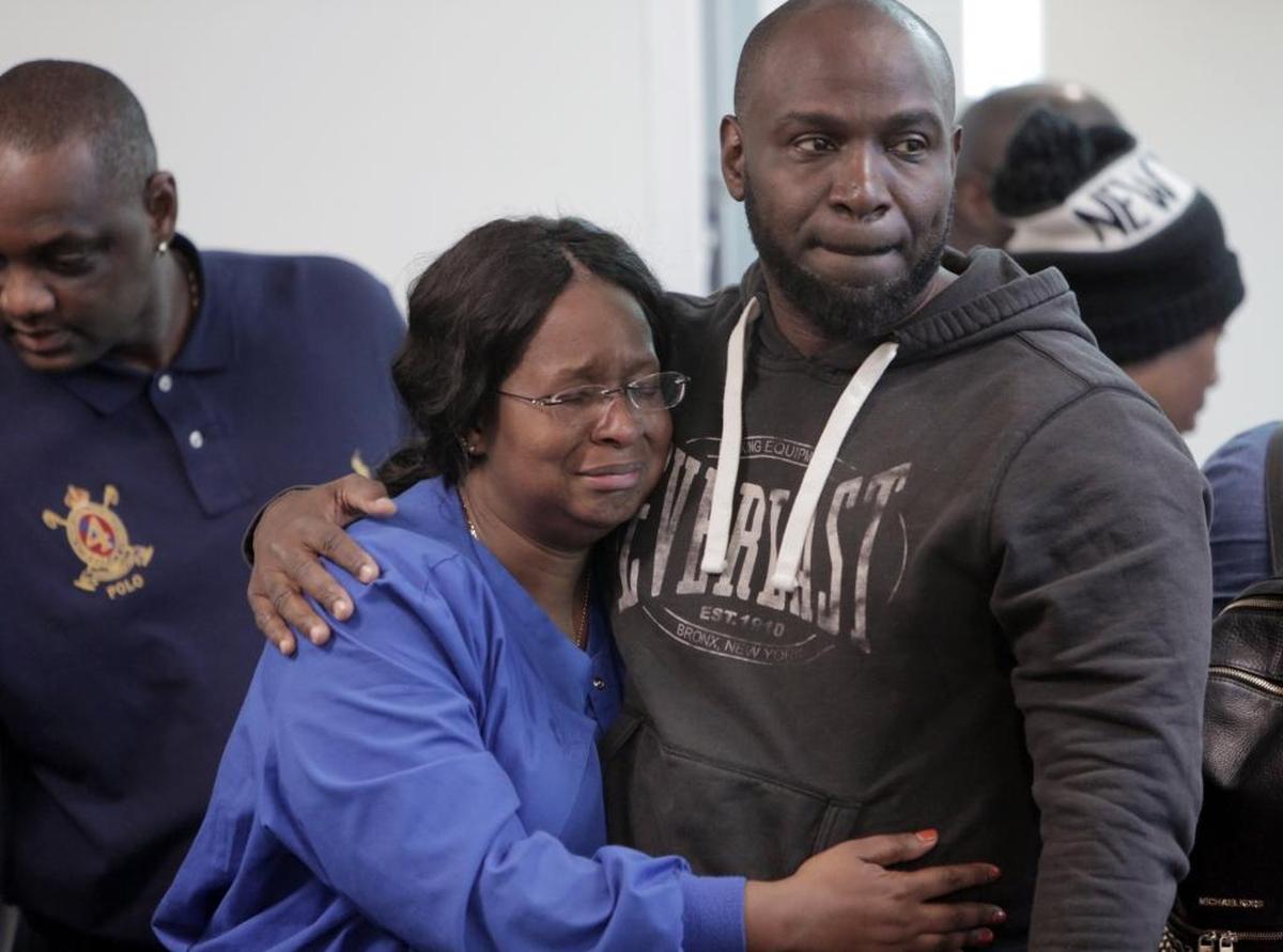Brother and sister of Alicia Roundtree, Jillian Berry, left, and Greg Roundtree, pause for a moment after a press conference Dec. 13, 2017, at the Miami Gardens Police Department. Alicia Roundtree was killed Saturday as she drove home from Publix on Northwest 183rd Street. The press conference was called to help police find the shooter.