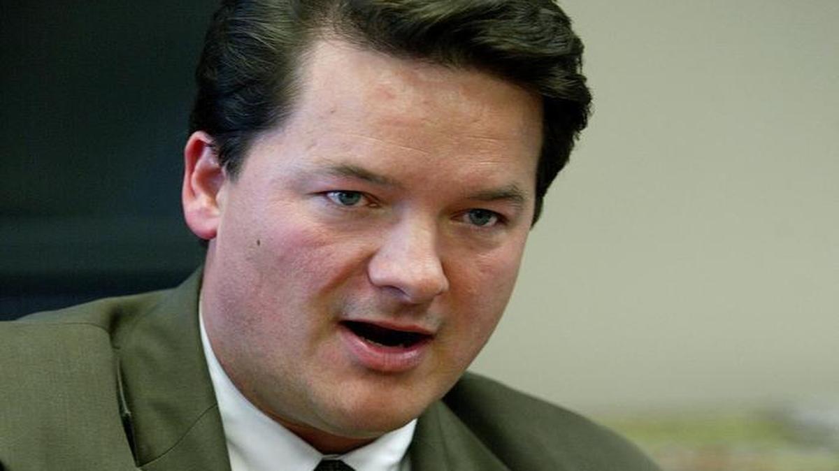 Then Miami-Dade County Manager Steve Shiver, speaking at a press conference in 2003.