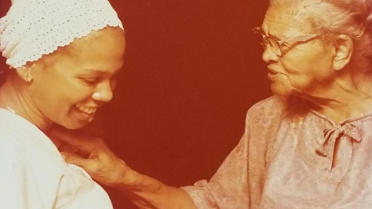 Aundrella Bunyan Hamed on her wedding day, Sept 3, 1979, with her maternal grandmother Mamie Cohen.