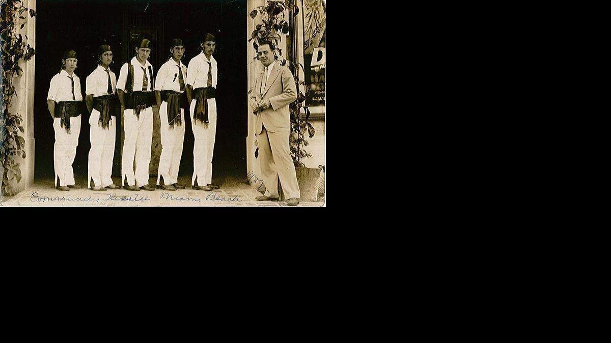 
Community Theater ushers, 1927.

